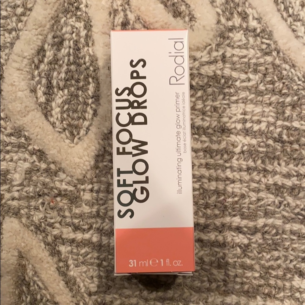 Rodial Soft Focus Glow Drops